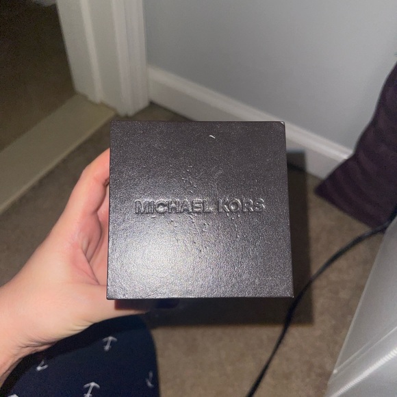 Gold Michael Kors Watch - Picture 6 of 10